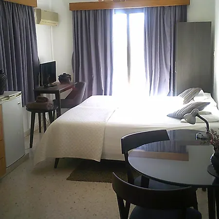 Panklitos Tourist Aparthotel 2*
